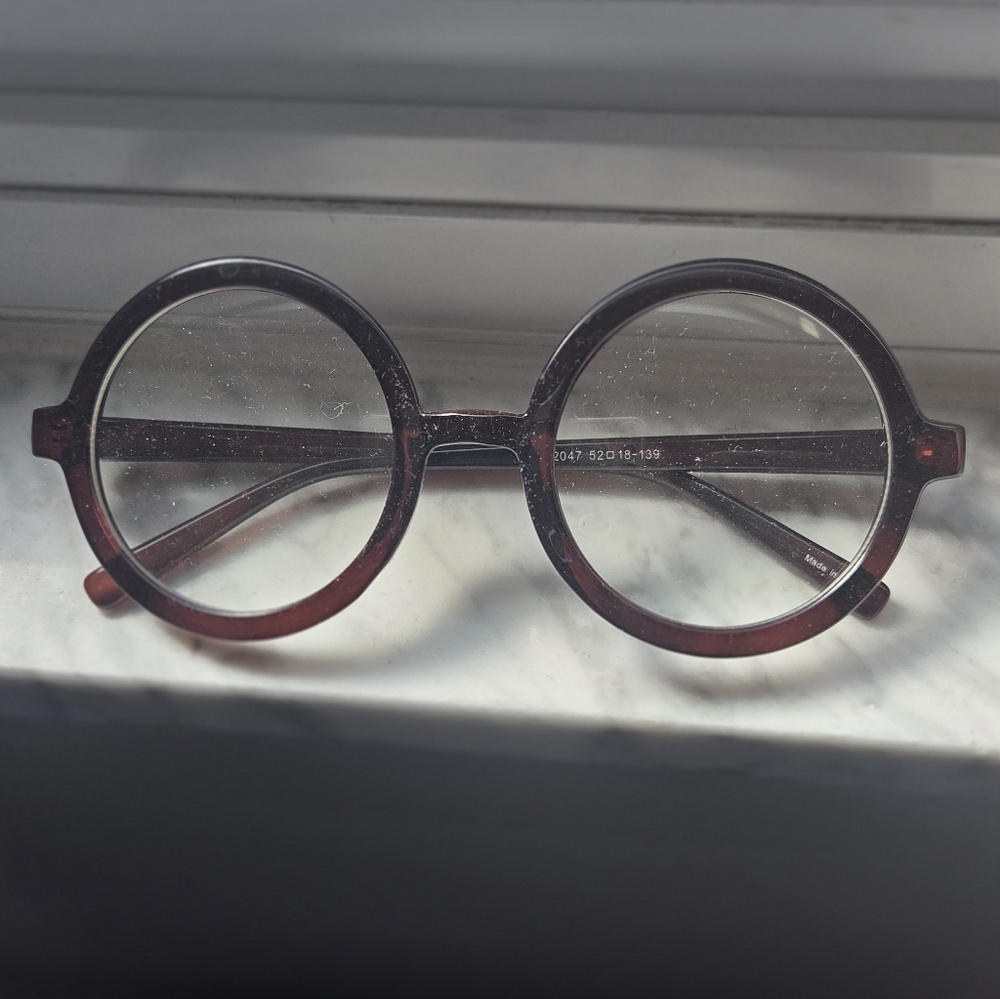 Chic Dark Brown Round Glasses - Picture 6 of 6